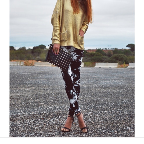 MARBLED BUTTER SOFT LEGGINGS - Picture 3 of 6
